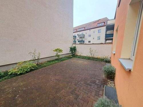Terrasse - Etagenwohnung mit 71,50 m² in Brandenburg an der Havel zur Miete