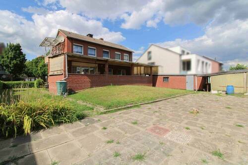Außenansicht - Vielseitig nutzbares Haus für zwei Familien oder Mehrgenerationen in Münster-Amelsbüren