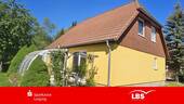Süd/Ostansicht - Gemütliches Haus in grüner Lage.