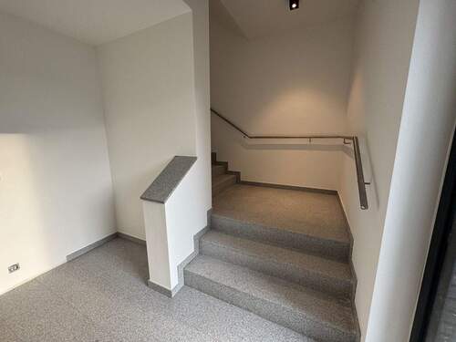 extra breites Treppenhaus - 