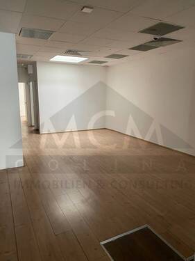 Verkaufsraum - @MCM Prominente Lage für Filialisten!