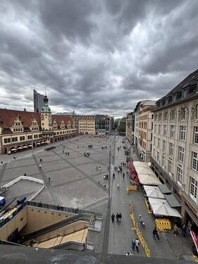 Aussicht Markt - 2 Zimmer Etagenwohnung zur Miete in Leipzig