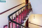 Treppenhaus mit Originaltraljen - 
