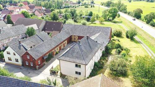 1 - TRAUMHAFTER MÄRCHEN DREISEITENHOF + WOHNHAUS + WOHNUNG (18 PFERDEBOXEN MÖGLICH) oder BAUTRÄGEROBJEKT FÜR WOHNUNGSBAU oder GASTRO FACHWERK REITERHOF