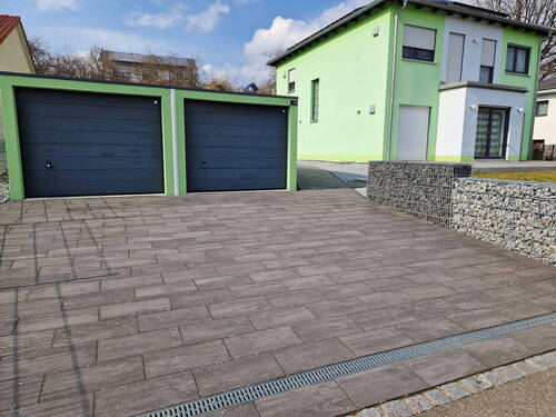 Doppelgarage - 5 Zimmer Einfamilienhaus in Georgensgmuend