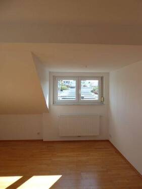 Zimmer 2 im Dachgeschoss - 