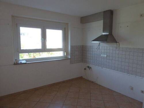 Küche im Erdgeschoss - Doppelhaushälfte mit 164,00 m² in Pforzheim zum Kaufen