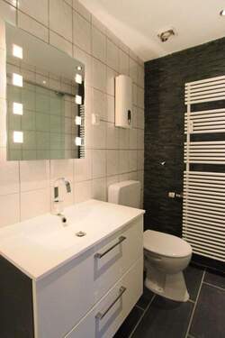 Bild 1 - 1.5 Zimmer Dachgeschosswohnung im Zentrallager perfekt für AltersvorsorgeSelbstnutzung