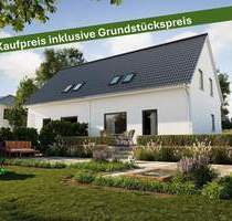 Mit Grundstück: Das ausbaufähige und flexible DH massiv gebaut von Town & Country in Adelebsen