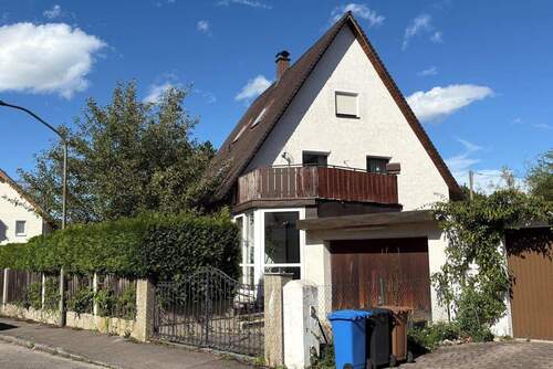 Außenansicht - 6 Zimmer Einfamilienhaus in München