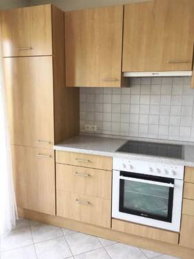 Einbauküche - Etagenwohnung mit 77,00 m&sup2; in Singen (Hohentwiel) zur Miete
