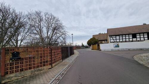 Umgebung - Einfamilienhaus mit 101,00 m² in Elstertrebnitz zum Kaufen