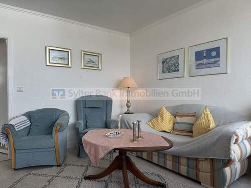 Wohnzimmer - Etagenwohnung mit 48,00 m² in Sylt zum Kaufen