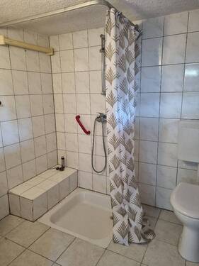 und Dusche - 