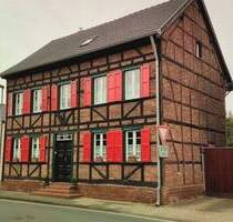 Denkmalgeschütztes Einfamilienhaus mit großem Garten in Erftstadt-Friesheim