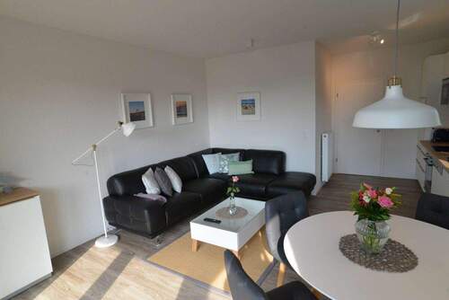 Wohnbereich Osterhus - 7 Zimmer Mehrfamilienhaus, Wohnhaus in Wangerooge