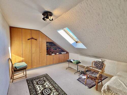 Kinder- oder Gästezimmer - Dachgeschoss - 