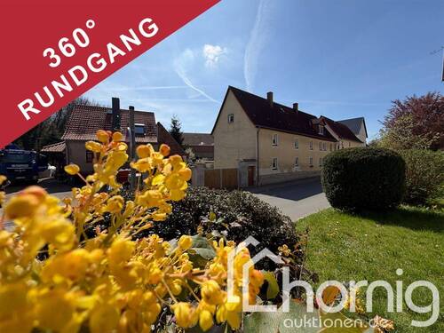 Titelbild - Großzügiges Ein- oder Zwei-Familienhaus mit Garten in Weißenfels