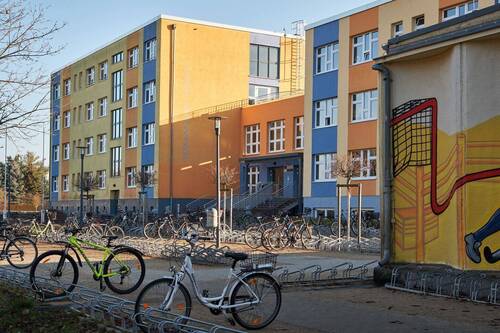 diverse Schulen - 