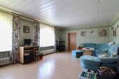 Wohnzimmer EG (2) - 8 Zimmer Einfamilienhaus in Natendorf