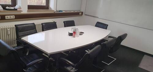 2 Whiteboards - ideal für Seminare - Büro zur Miete in Oberhaching