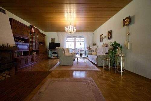 Wohnzimmer EG - Reihenmittelhaus mit 226,00 m&sup2; in Merzig zum Kaufen