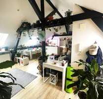 Schnuckelige, teilmöblierte 2-Zi-Dachgeschosswohnung in zentraler Ruhiglage Bonn-Zentrum