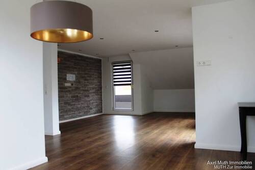 Herzstück Wohnen - 3 Zimmer Etagenwohnung in Gemmingen