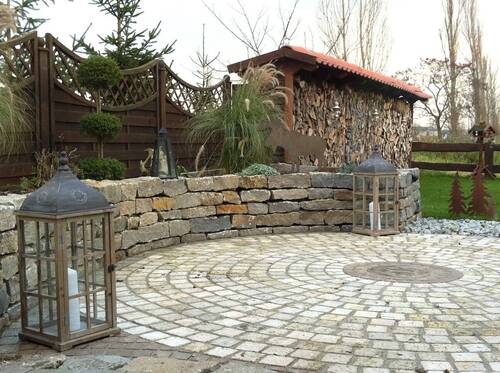 Sitzplatz im Garten - 
