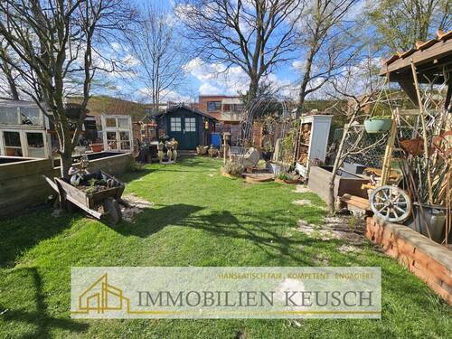 Gartenhaus inkl. - Reihenmittelhaus mit 293,70 m&sup2; in Bremen / Gröpelingen zum Kaufen