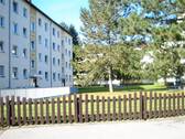 Objektansicht mit Grünanlage - Etagenwohnung mit 54,00 m&sup2; in Hemmingen zum Kaufen