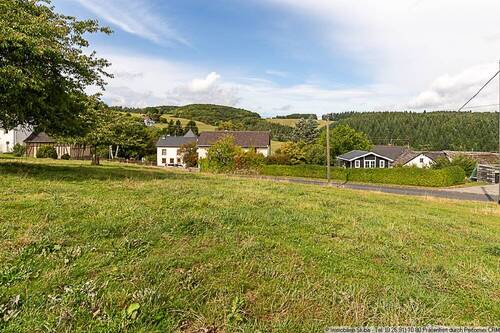 Blick ins Grüne - Grundstück in Wimbach