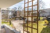 Weiter Blick i.d. Innehof - 3 Zimmer Etagenwohnung in München