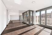 J41-WE04-1.jpg - 6 Zimmer Etagenwohnung in Berlin