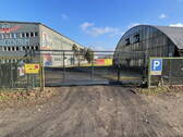 Einfahrt Gewerbegrundstück - Halle in Glauchau