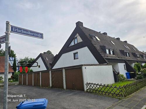 Garagen.jpg - 5 Zimmer Reihenendhaus in Nürnberg