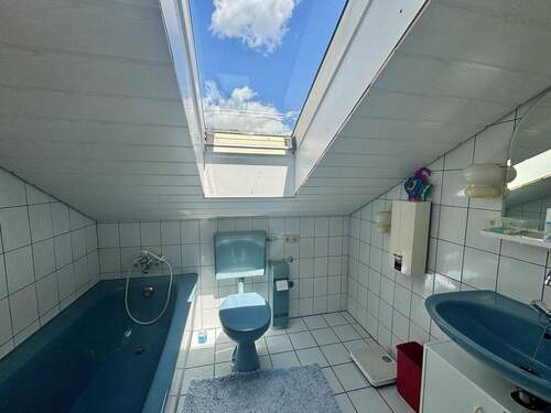 Bad - Dachgeschoss - 