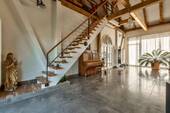 Treppe zur Galerieebene - 