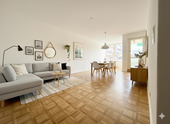 Wohn-/Esszimmer - Einrichtungsbsp. - Bezugsfertige 2-Zimmerwohnung mit BLK und Parkett!