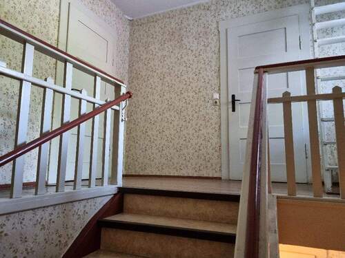 Treppe zum Dachgeschoss - 