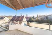 Balkon mit schönem Weitblick - 