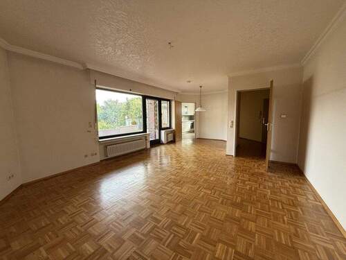 Wohnzimmer - Etagenwohnung mit 95,00 m² in Aachen zum Kaufen