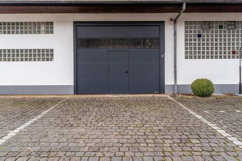 EInfahrtstor zur Gewerbeeinheit - 