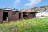 Stallungen angrenzend zu den Garagen - 
