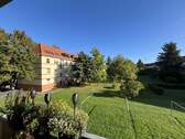 Blick vom Balkon - Dresden-Tolkewitz: 2-Zi.-Wohnung mit Blick ins Grüne