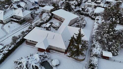 Außenansicht - 6 Zimmer Bungalow zur Miete in Harmstorf
