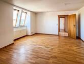Geräumiges Wohnzimmer - 