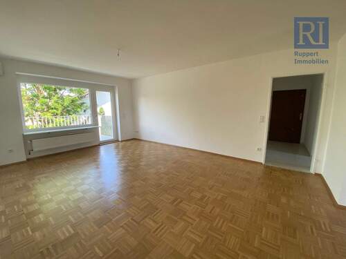 Wohn- und Esszimmer - 3 Zimmer Etagenwohnung zur Miete in Würzburg
