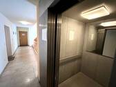 2. OG mit Aufzug - 2 Zimmer Büro in Neumarkt in der Oberpfalz