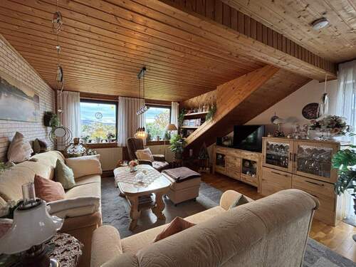 Wohnzimmer - 7 Zimmer Mehrfamilienhaus, Wohnhaus in Bad Oeynhausen